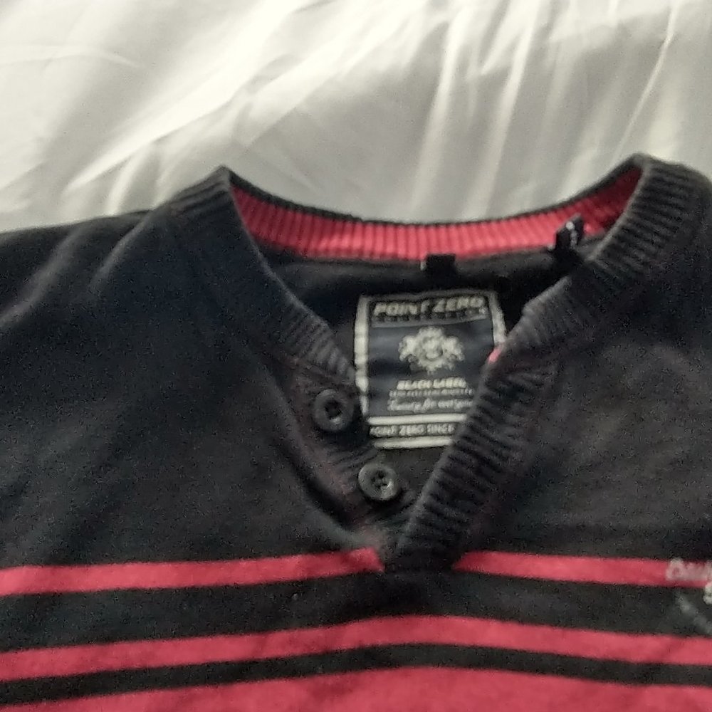 Sweater - Picture 6 of 7